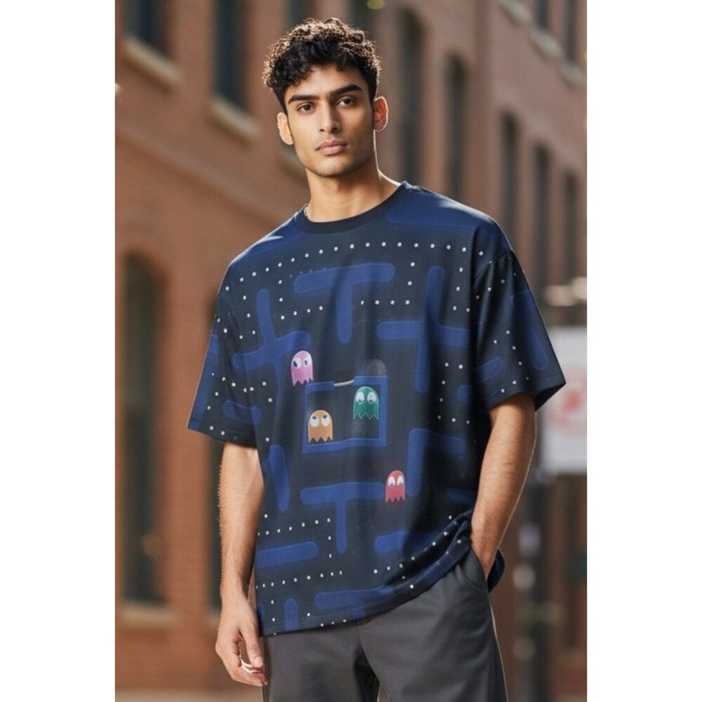 Pac Man Ghost Graphic T Shirt Large, Retro Arcade Gamer Tee, Y2K Gaming Shirt
